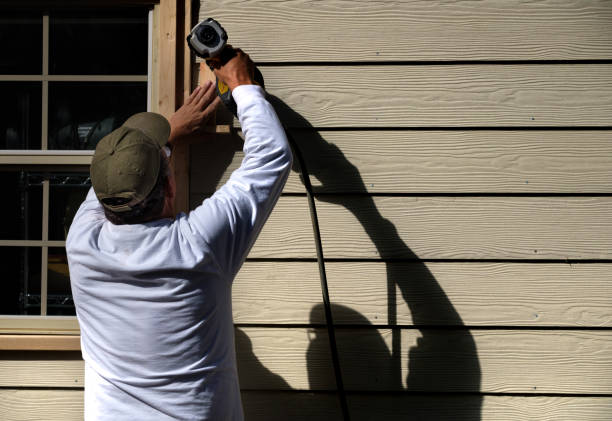 Best Siding Removal and Disposal  in Cloverdale, VA